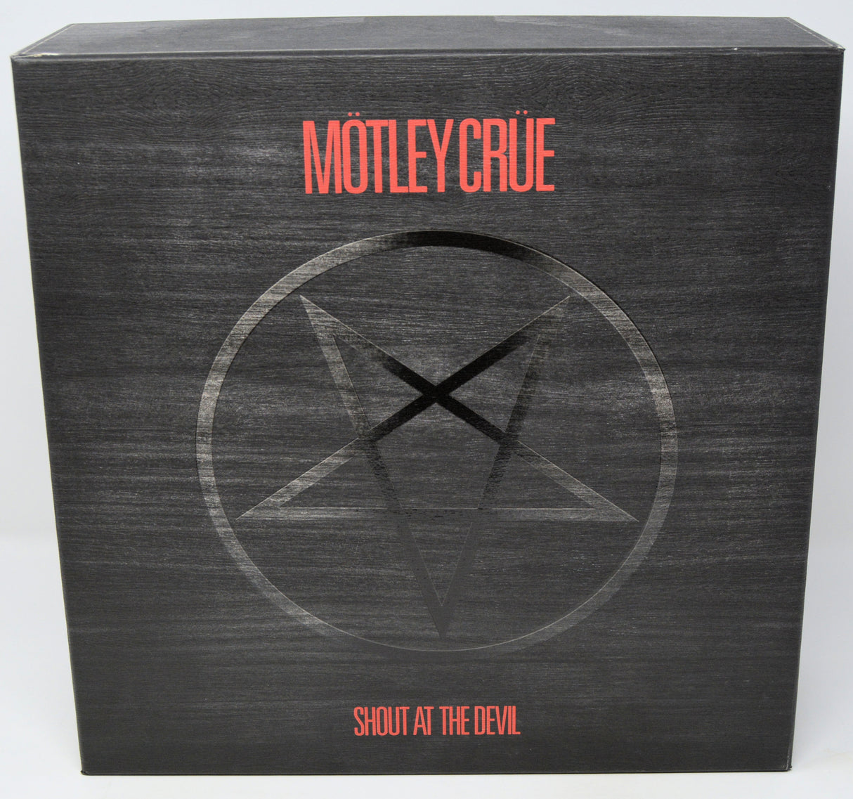 Motley Crue - Shout At The Devil 40th Box